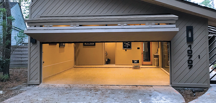 Vertical Bifold Garage Door Repair in Point Mugu Nawc 